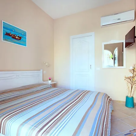 Residenza A Due Passi Dal Mare トロペーア